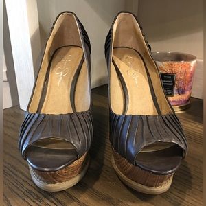 NEW “JESSICA SIMPSON CARRY WOMEN'S PLATFORM PEEPTOE WEDGES – 9 1/2